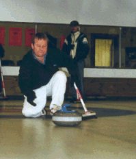 curling4.jpg (9329 bytes)